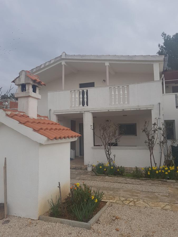 ויר Apartments Mas-Rafaj מראה חיצוני תמונה